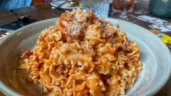 Tavola's malfadine in bolognese.